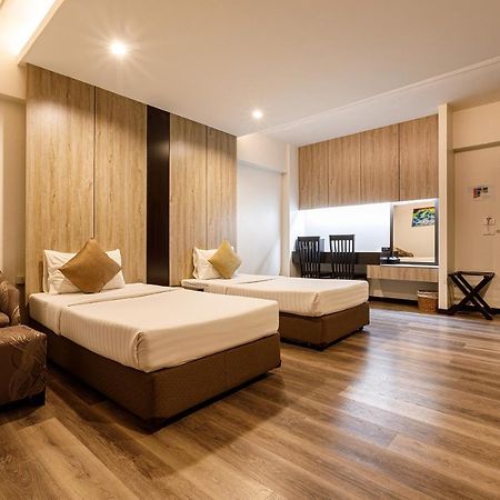 Grand Marina Residence Hotel Ban Laem Chabang Exterior photo
